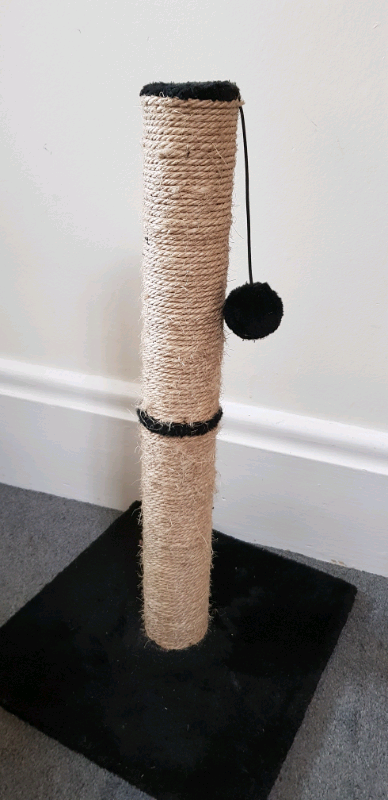 gumtree cat scratching post